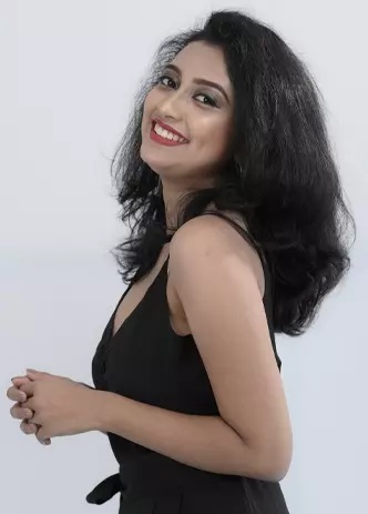 cosmetic dentistry services in Kochi.